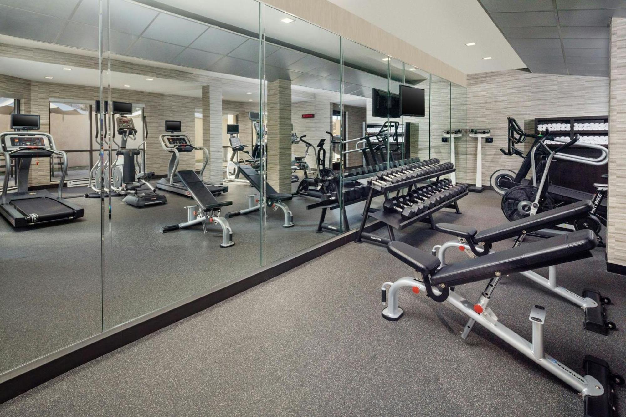 Courtyard By Marriott Dayton North Hotell Eksteriør bilde