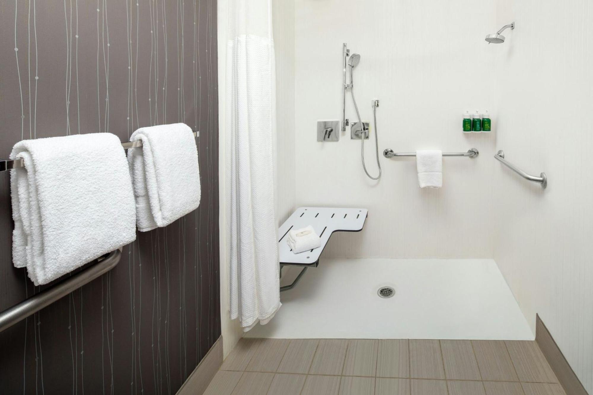 Courtyard By Marriott Dayton North Hotell Eksteriør bilde